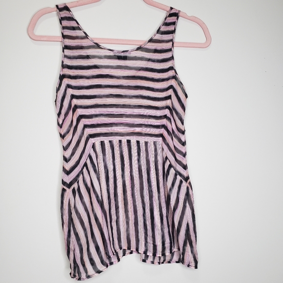 Theory 100% silk striped sleeveless blouse - Picture 4 of 4